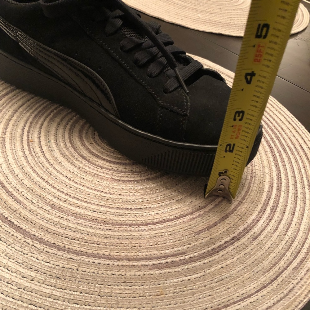 Sneakers - Picture 5 of 5